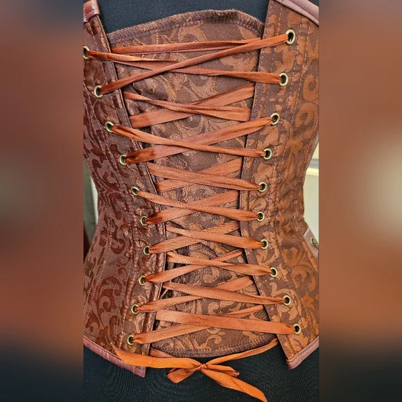Steampunk/ Pirate Corset with Buckle Details - Picture 7 of 10